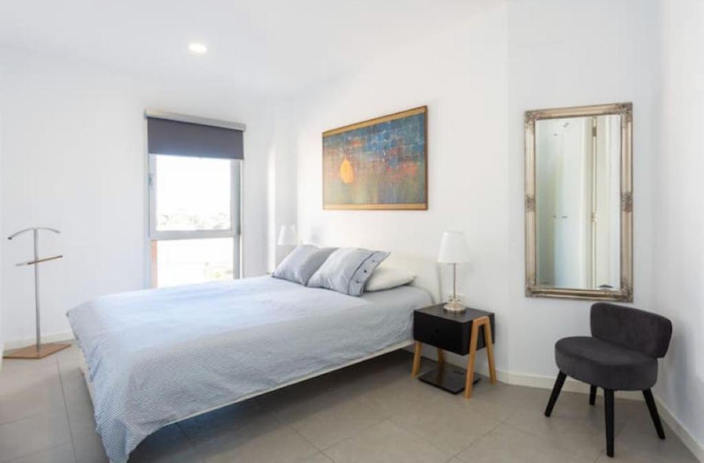 Apartmán Modern Seafront Flat With A Private Garage El Médano Exteriér fotografie